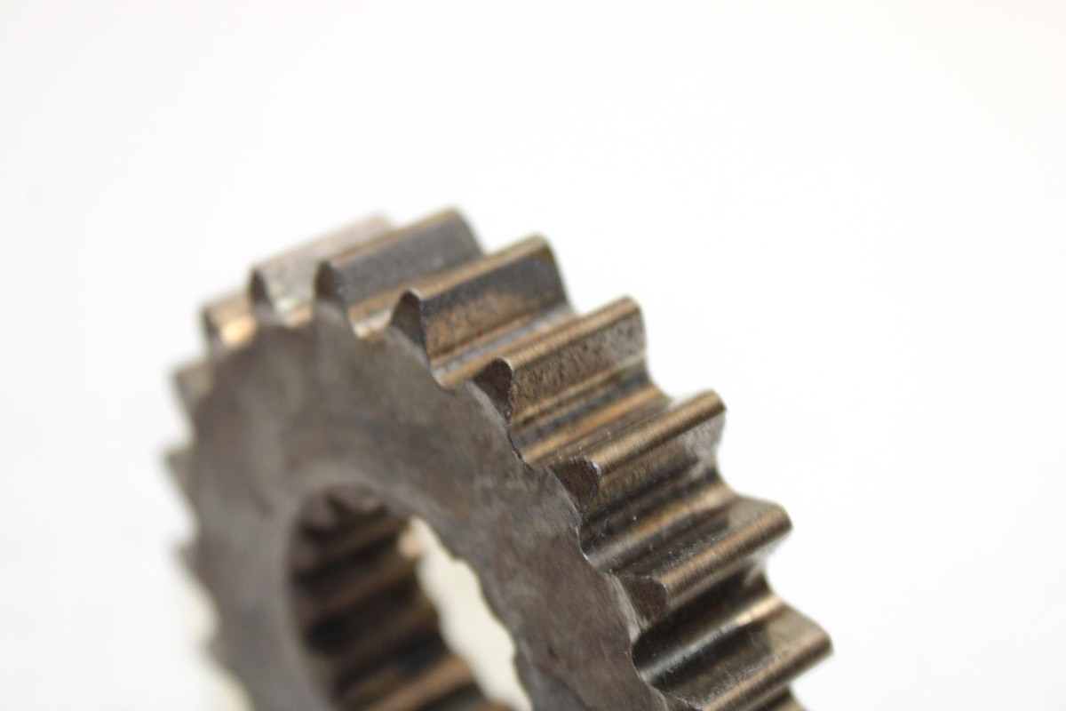 特殊サイズ！YAMAHA 50-130hp　14X11 ピッチ 1999 Yamaha Phazer 500 Oem 21T 11W Top Sprocket 88F-17693-10
