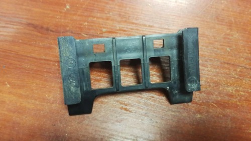 BMW E39 E38 E31 Stoßstange hinten Seitenhalter Halterung 1970389