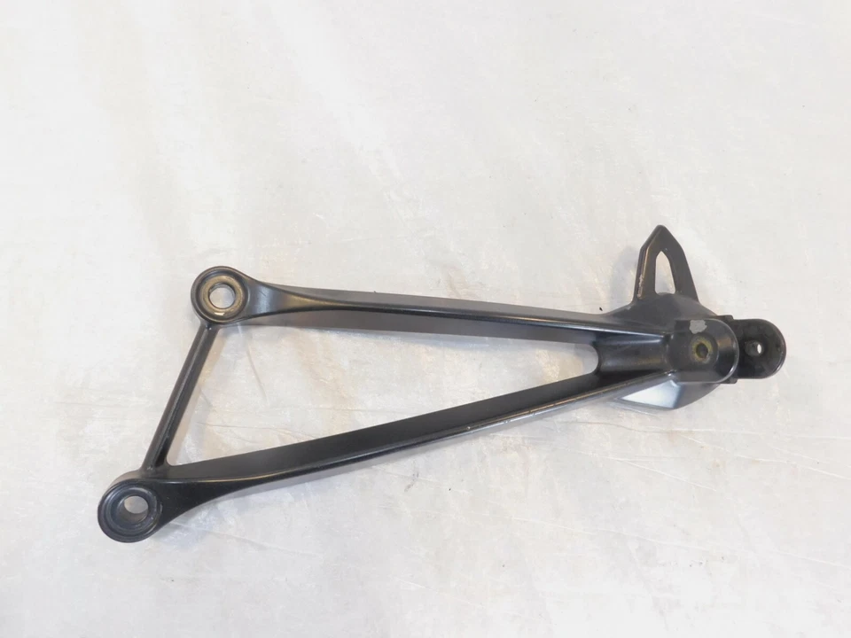 Soporte de soporte de clavija de pasajero trasero izquierdo Kawasaki Ninja ZX-10R ZX-6R ZX600 Foto 2 de 4