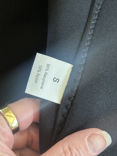 GOLDFIN WOMENS SHORTY WETSUIT Sz S Black NEW SURFING/BOARDING/SNORKEL - Picture 3 of 6