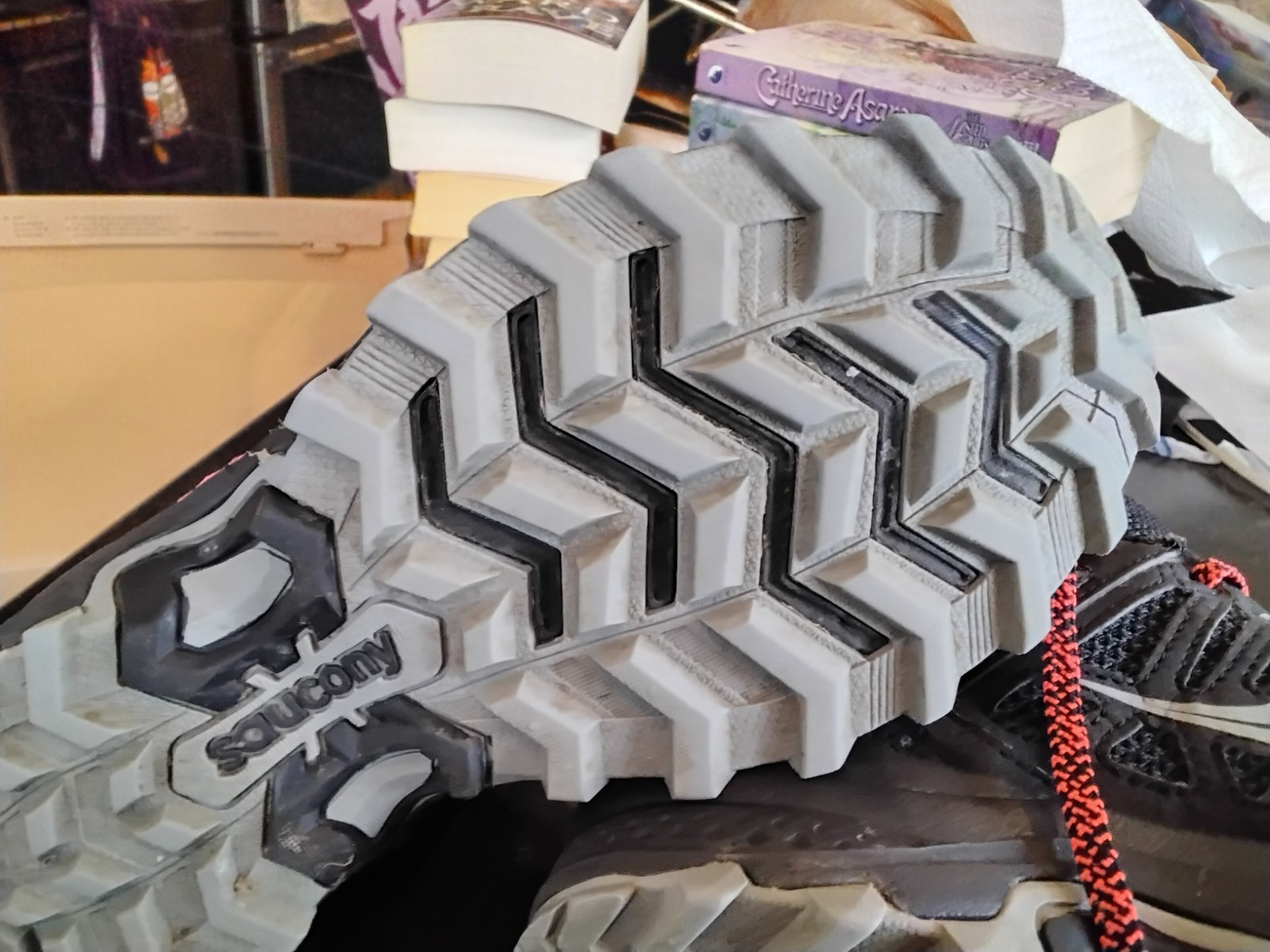 Saucony Excursion Run Any Where Gore Tex Womens Size 8 Tennis Shoes Black thumbnail 15