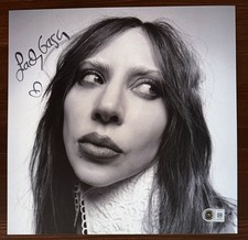 LADY GAGA SIGNED MAYHEM ALTERNATE PHOTO CARD & VINYL BECKETT BAS COA AUTOGRAPH