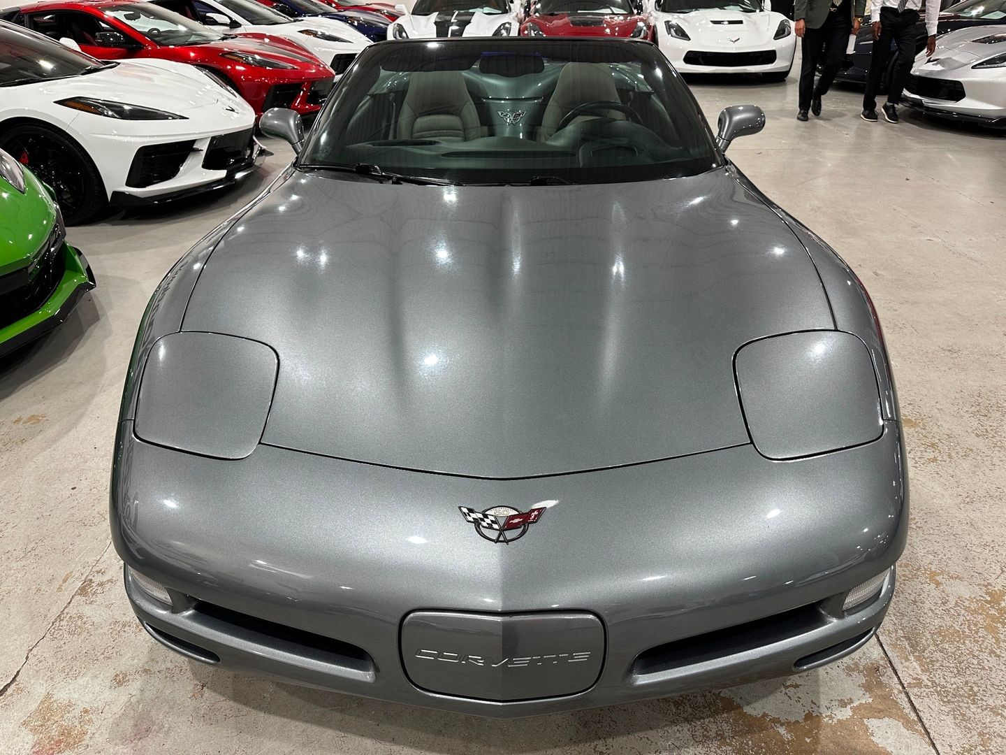 2003 [88U] Medium Spiral Gray Metallic Chevrolet Corvette   | C5 Corvette Photo 8