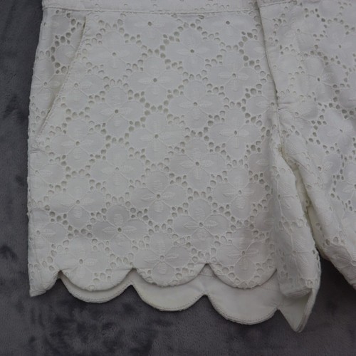Pantaloncini corti Lilly Pulitzer donna 2 bianchi pizzo floreale buttercup vita media fondo - Foto 13 di 18