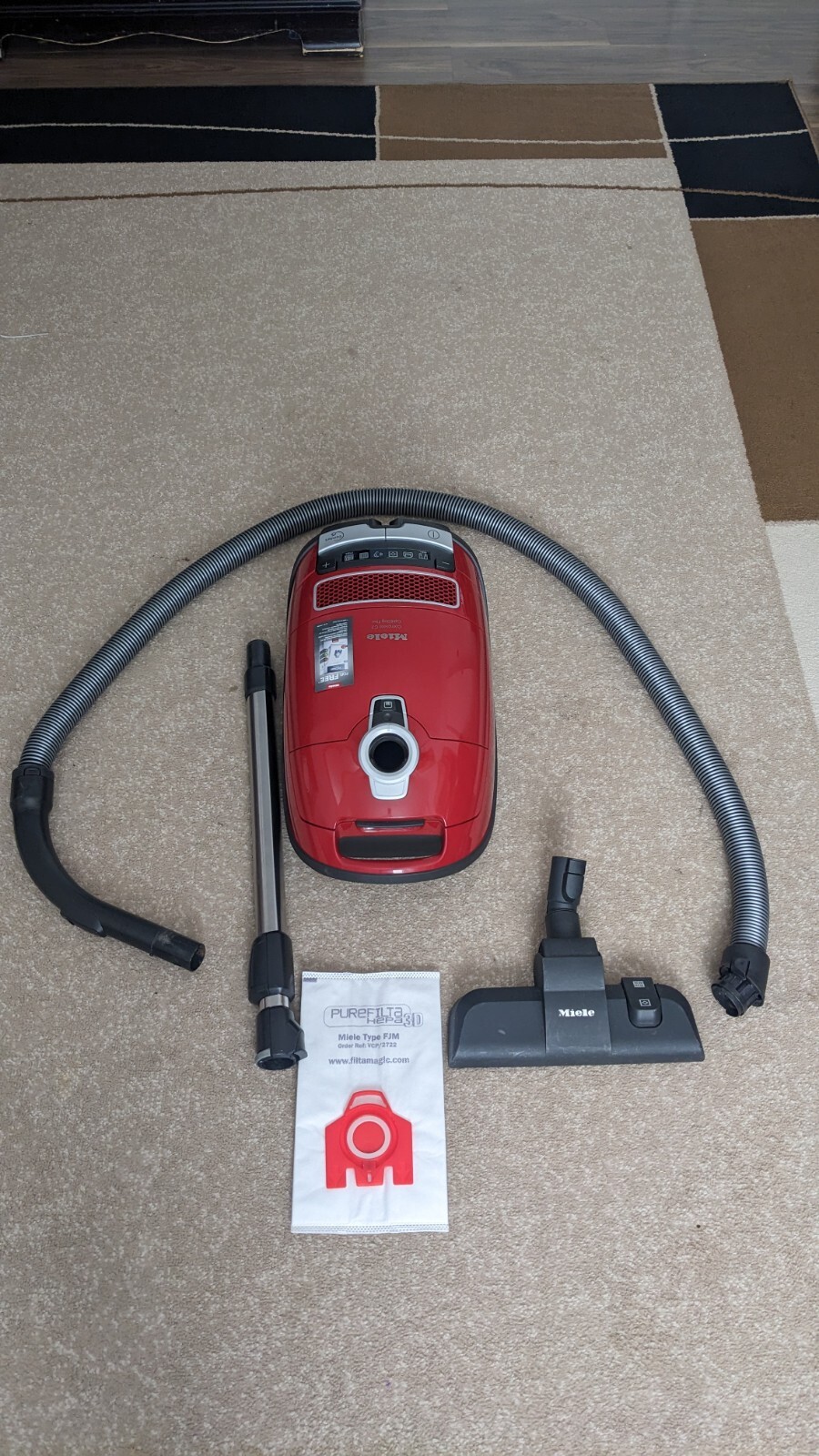 MIELE CAT & DOG C3 CYLINDER VACUUM CLEANER *HIGH WATTAGE SGFF3 890.W