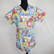 White Cross Scrub Top Womens Small Medical Uniform Animal Print Short Sleeve