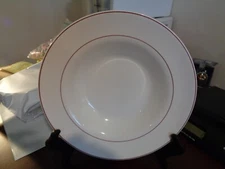 Arcopal France  White Large 11 inch Rimmed Pasta Veg Soup Bowl xtra resistant