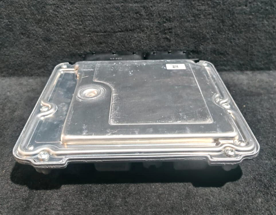BMW 5 Series ECU Engine Control Unit 2000 Diesel F10 2016 8591073