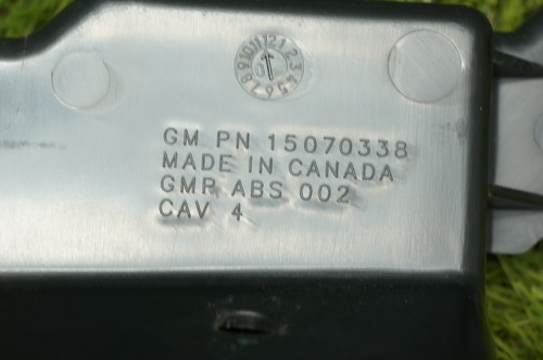99-07 GMC Sierra Chevy Silverado Avalanche Front Console Dash Bracket 15118821 - Picture 6 of 6
