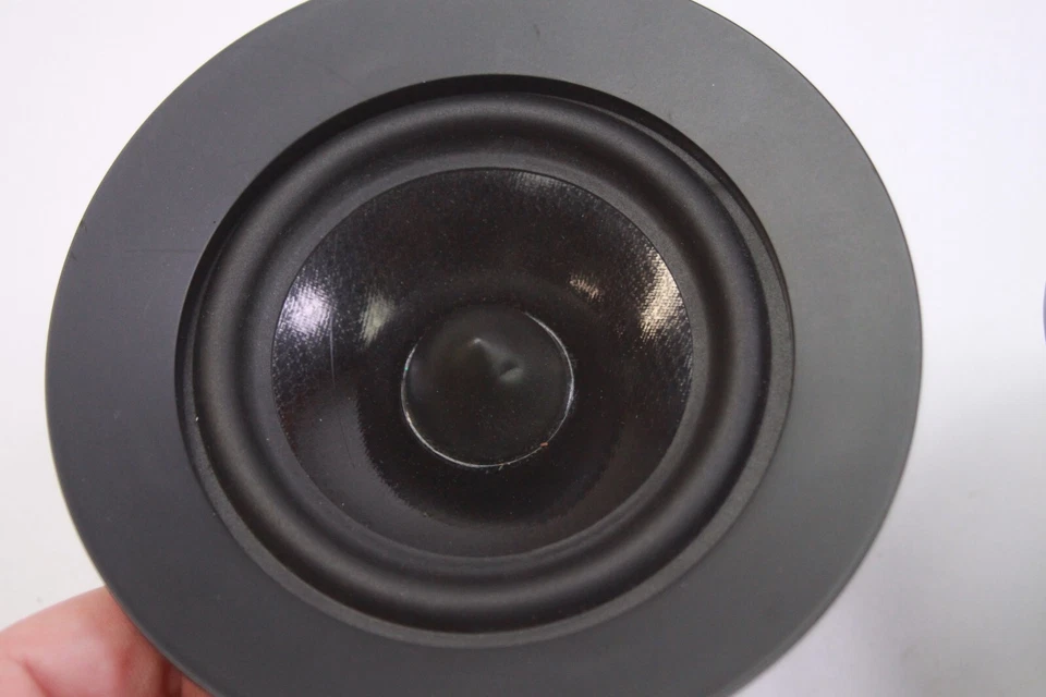 Juego 2 Altavoces Genuinos - iHome iP1 Studio Bongiovi Sistema de Altavoces Acústicos 4ohm Foto 3 de 3