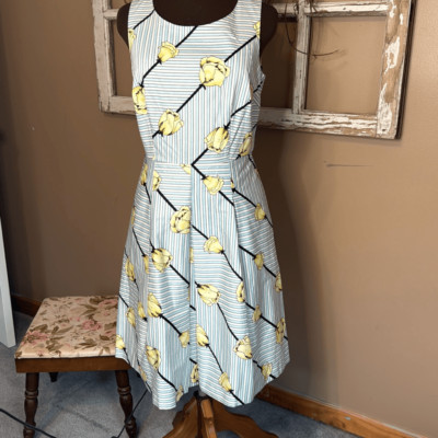 NWT Talbots fit and flare midi dress women s size 6 yellow tulips blue black str