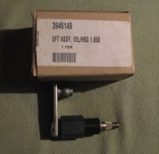 Volvo Truck 3946149 Windshield Wiper Arm Pivot RH