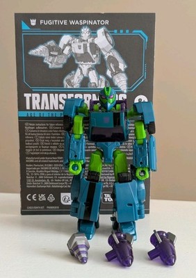 Transformers Age Of Primes Animated Universe Fugitive Waspinator Deluxe Complete