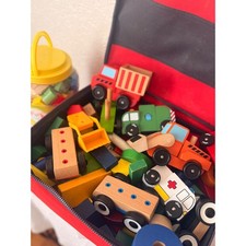 Coche De Madera Artesanal Con 20 Bloques De Pino Y Abedul: Juguete Educativo Para Estimular La Creatividad Y Motricidad Fina En Niños