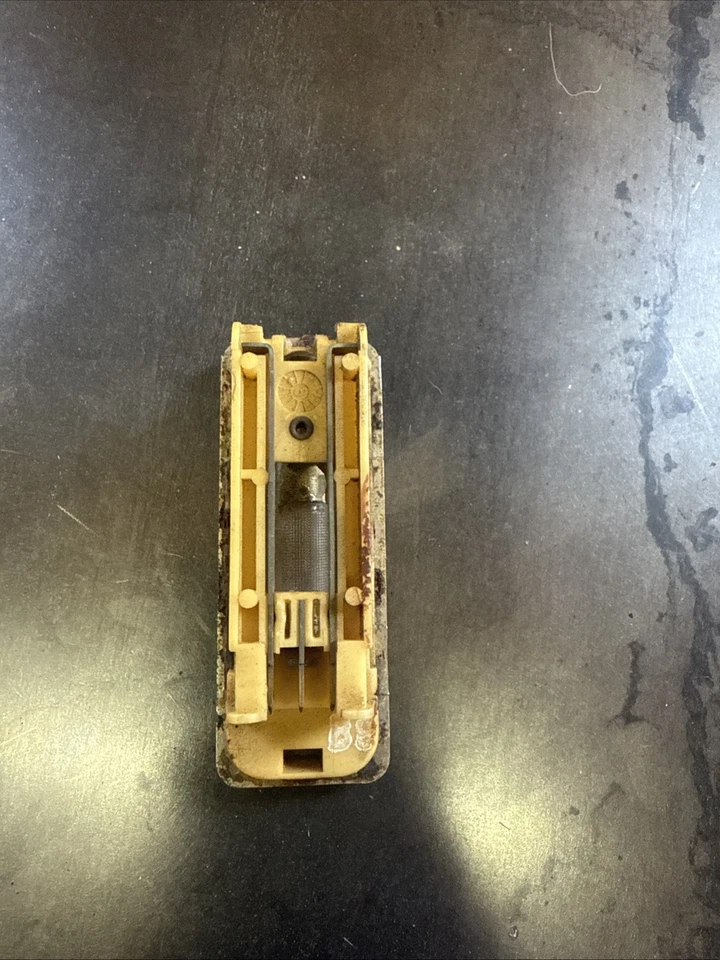 Juego de luces de cabina de pilar OEM Jeep Comanche MJ B luces de cortesía domo luces de cabina Foto 2 de 4