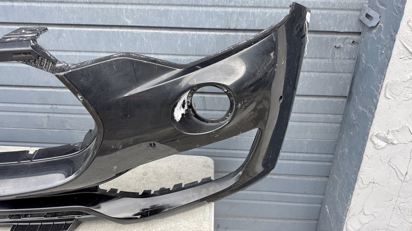 2017 2018 2019 2020 Maserati Levante Front Bumper Cover OEM Original Perfect