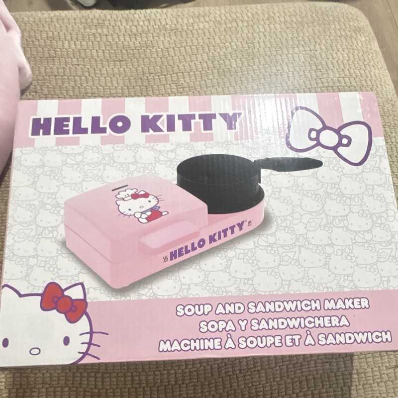 Hello Kitty Soup and Sandwich Maker Model, Pink/Black