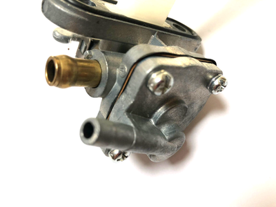 ペトロールズ　レコード　WHERE.WHO.WHAT IS PETROLS? 1986 86 Suzuki GSXR 750 Gsxr750 Fuel Petcock Gas Petrol OEM for