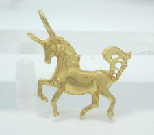 STUNNING 14K YELLOW GOLD MAGICAL UNICORN 1-1/8"  PENDANT  2.2G