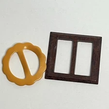 vtg bakelite yellow round flower brown square simichrome tested 1.5 and 1.75 in