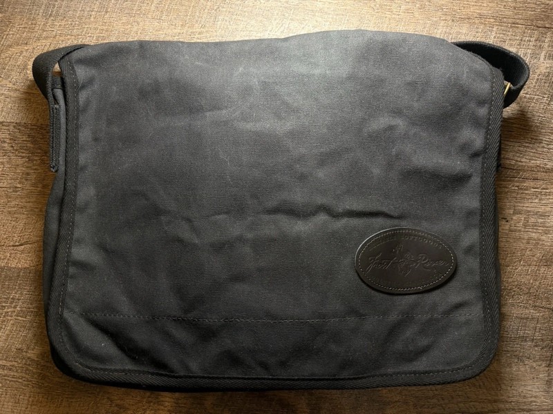 Frost River Waxed Canvas Messenger Bag - Highly rated Buy It For Life recommendation