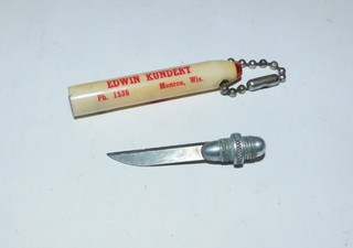 VINTAGE KNIFE HOLDER KEYCHAIN EDWIN KUNDERT MONROE WIS