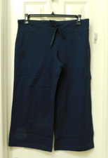ATHLETIC WORKS Women's Athleisure Relaxed Capri with Pockets Navy Small NEW