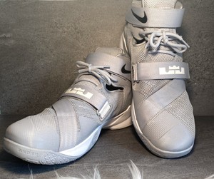 lebron james soldier 5