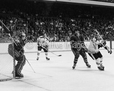 B W 8x10 photo of Montreal Canadiens star goalie Ken Dryden 1 Vol. 2