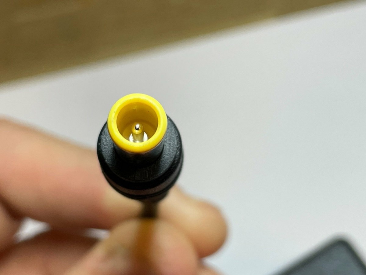 EU Plug 19V 1.3A 25W 6.5x4.4mm ADS-40FSG-19 AC Adapter For LG LCAP26-E E1948S E2249 24M35DB