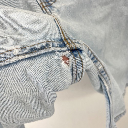 Levi’s Shorts Men’s 32 Blue 550 Relaxed Fit Distressed Vintage Denim - Picture 9 of 11