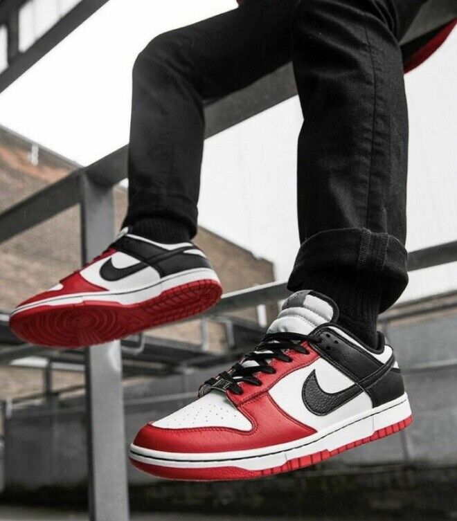 Nike Dunk Low (GS) Chicago Mens Size 4Y Woman's 5.5 - Black Nike Dunk Low (GS) Chicago Mens Size 4Y Woman's 5.5 - Black