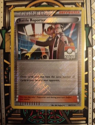 2014 POKEMON LEAGUE STAMPED 88/111 REPORTER CROSSHATCHED REVERSE HOLO Pc001