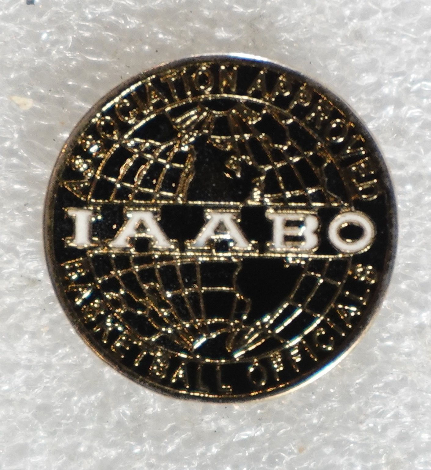IAABO Pinback Button Basketball Officials Globe Emblem Clutch Back
