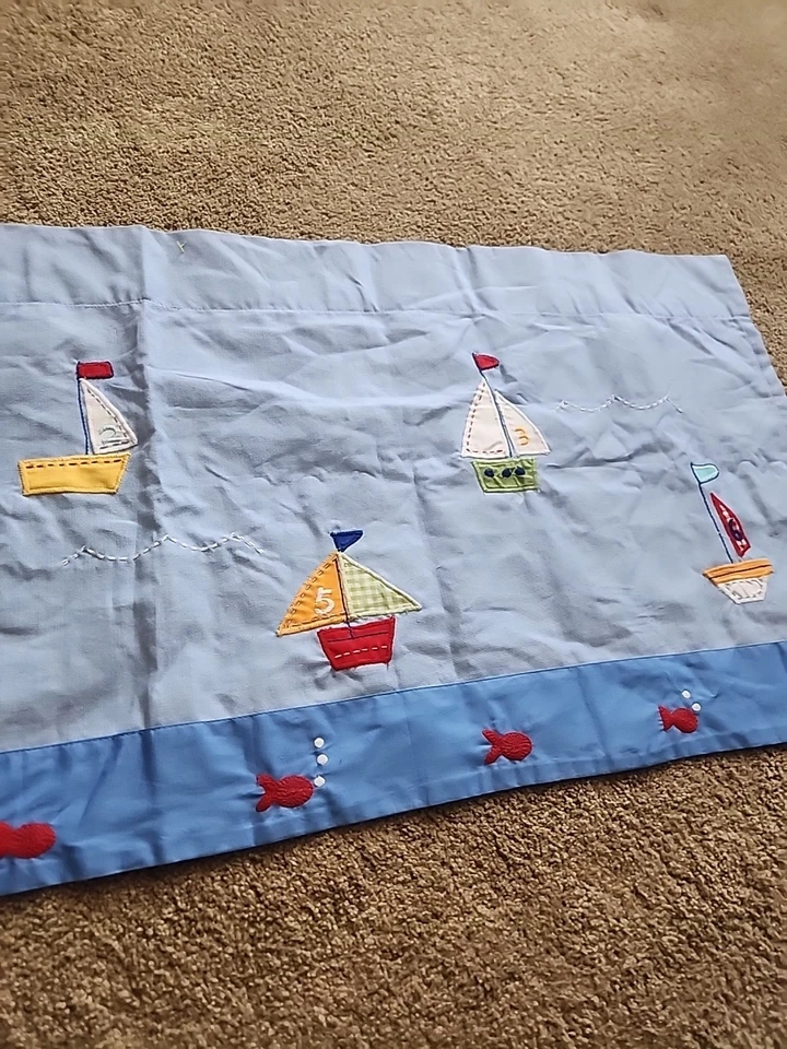 Cenefa para peces velero, bolsillo para poste, cerámica granero niños forrada usada en excelente estado Foto 3 de 4