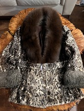70 s VINTAGE LEOPARD PRINT FAUX FUR COAT w/ Removable Mink Collar, Size Large.