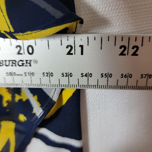 Susan Graver Womens Top Sz 1X V-neck Short Sleeve Navy Blue White Yellow - Picture 5 of 10