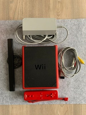 Nintendo Wii Mini Konsole in Rot - Original Remote Motion Plus Controller