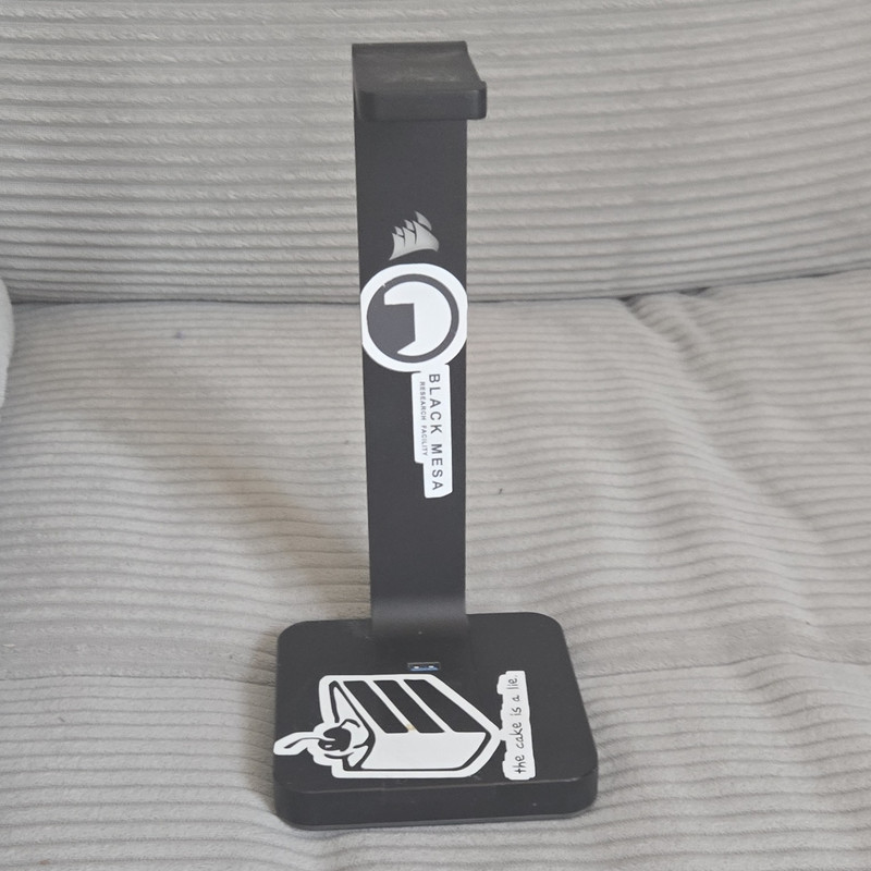 Corsair Headset Stand Black USB Connectivity Universal Compatible MPN RDA0014