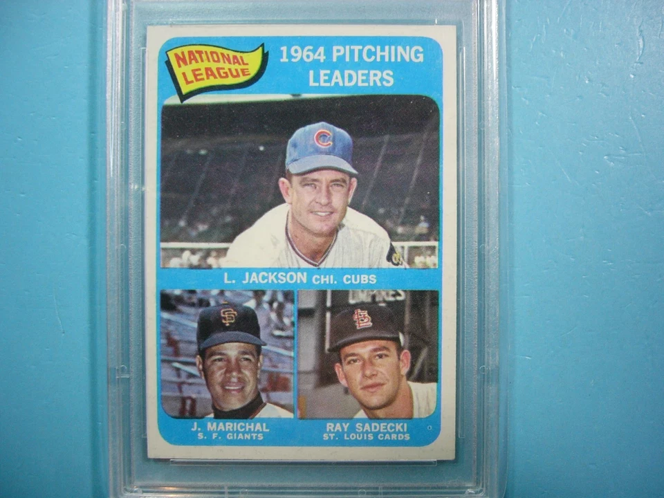 1965 TOPPS MLB BASEBALL CARD #10 NL PITCHING LEADERS JUAN MARICHAL PSA 8 NMMT GL - Image 3 of 4