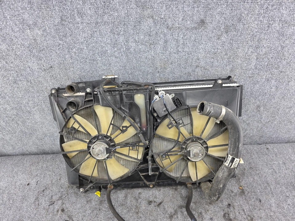 01-06 LEXUS LS430 OEM RADIADOR MOTOR VENTILADOR DE REFRIGERACIÓN CUBIERTA CONDENSADOR MOTOR Foto 2 de 4