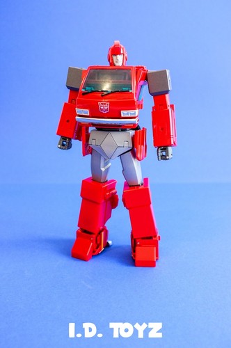 Takara Transformers Masterpiece MP-27 IRONHIDE W/COIN + KFC Posable Hands Set - Bild 2 von 7