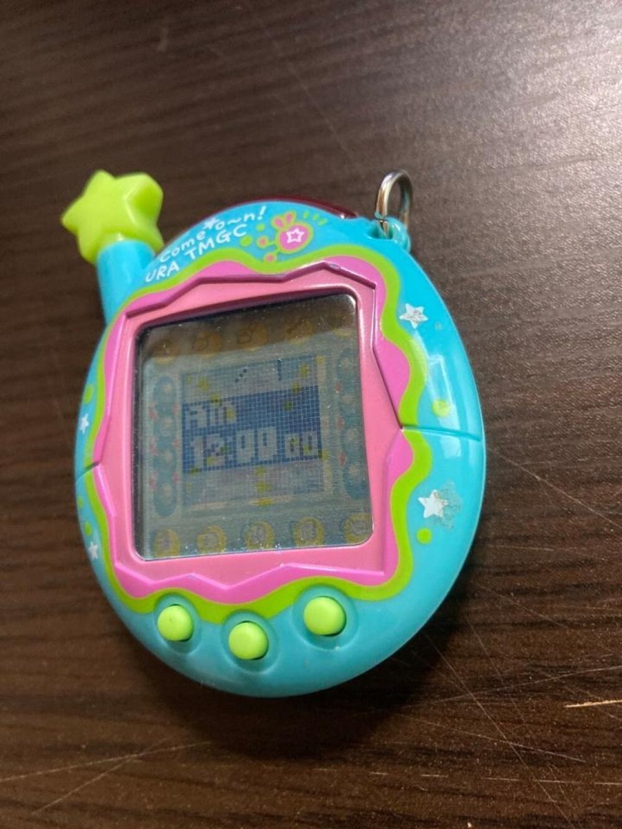 ウラガッツ by URA TMG デジタルペット Bandai Ura Enjoy! Tamagotchi Plus 