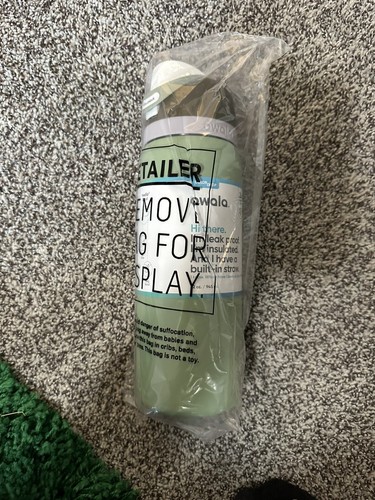 Owala FreeSip Stainless Steel Water Bottle / 32oz / Color: Frankie