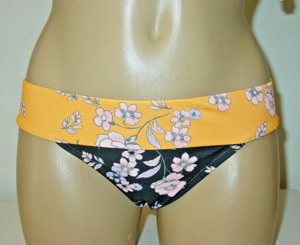 Conjunto de 2 piezas de bikini floral rosa negro talla pequeña GB cuello alto Jrs-NUEVO $74. Foto 3 de 4