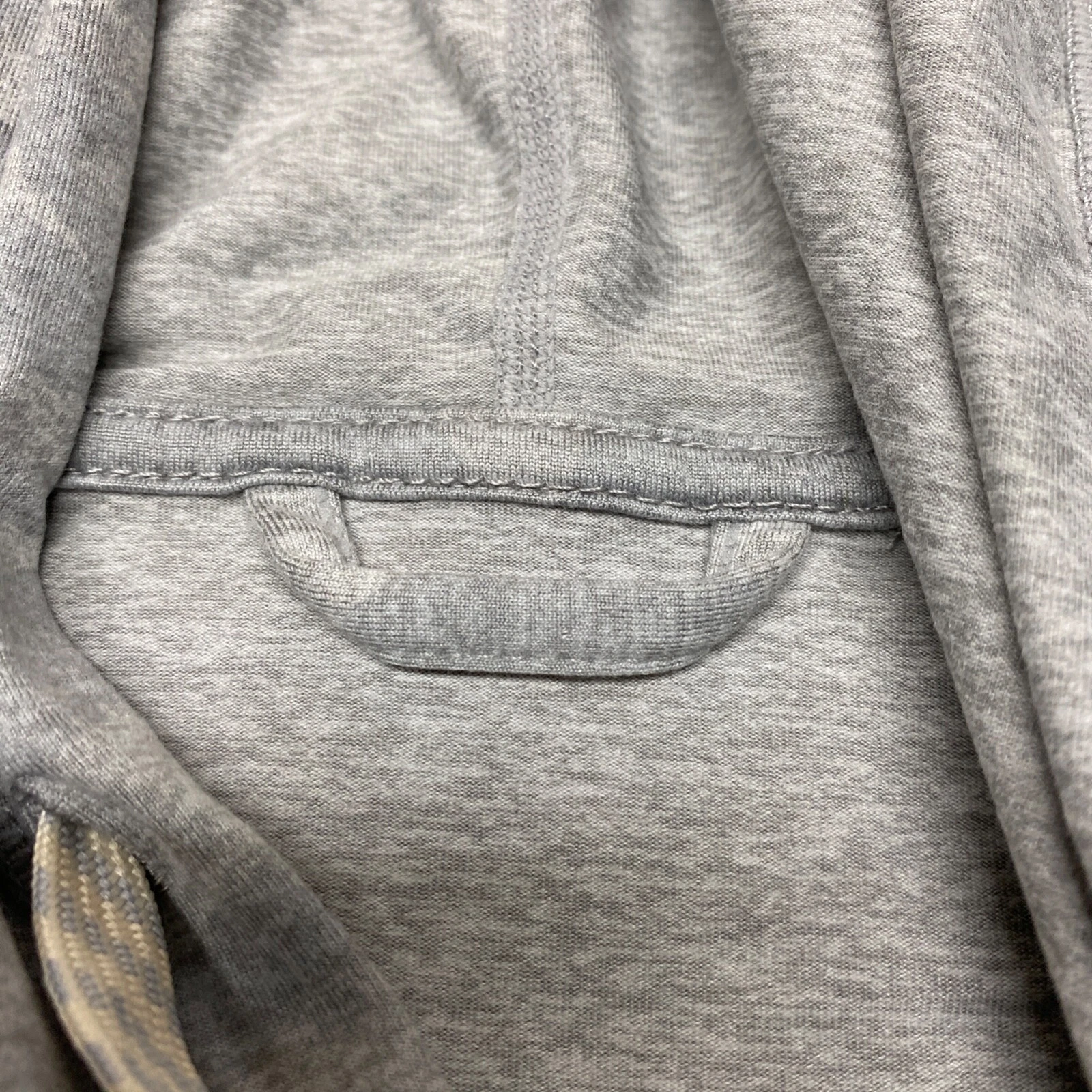 vuori halo essential camo hooded soft dreamknit hoodie