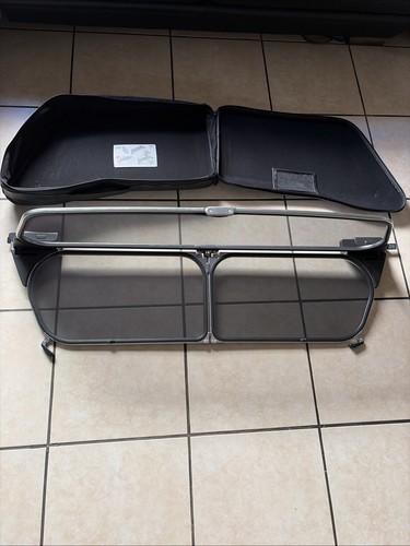 Bentley Continental GT Wind deflector P/N 3W7862955 Photo - $399