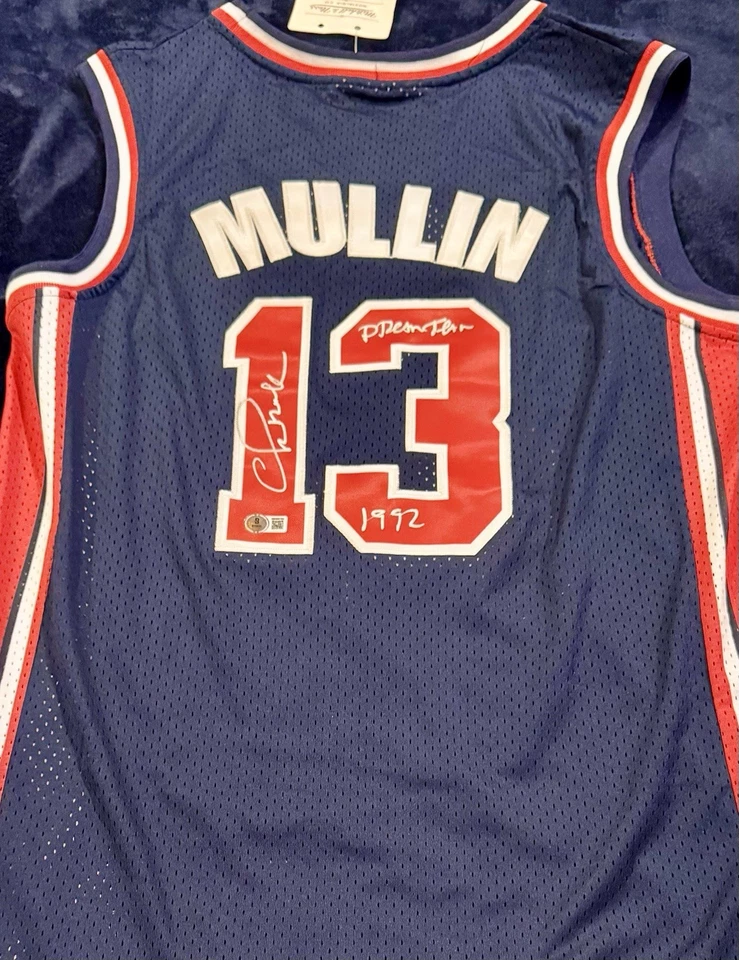 Camiseta deportiva 1992 de los Estados Unidos Dream Team Hof firmada por Chris Mullin automática M&N con Insc Beckett Foto 3 de 4