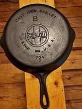 GRISWOLD #8 LARGE LOGO SLANT CAST IRON SKILLET #704 G DOUBLE POUR ALL ORIGINAL
