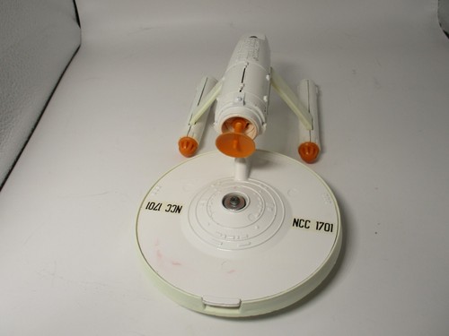DINKY TOYS #358 STAR TREK USS ENTERPRISE ORIGINAL CONDITION NEAR MINT W/NEW ACCS - Picture 16 of 16